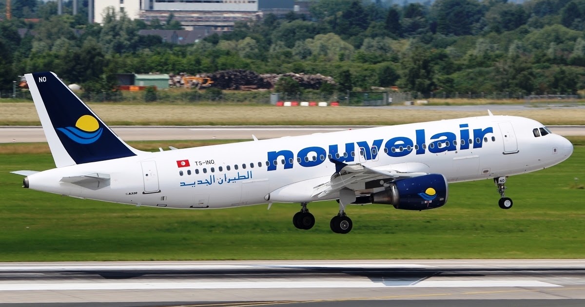 Nouvelair A320 on takeoff roll
